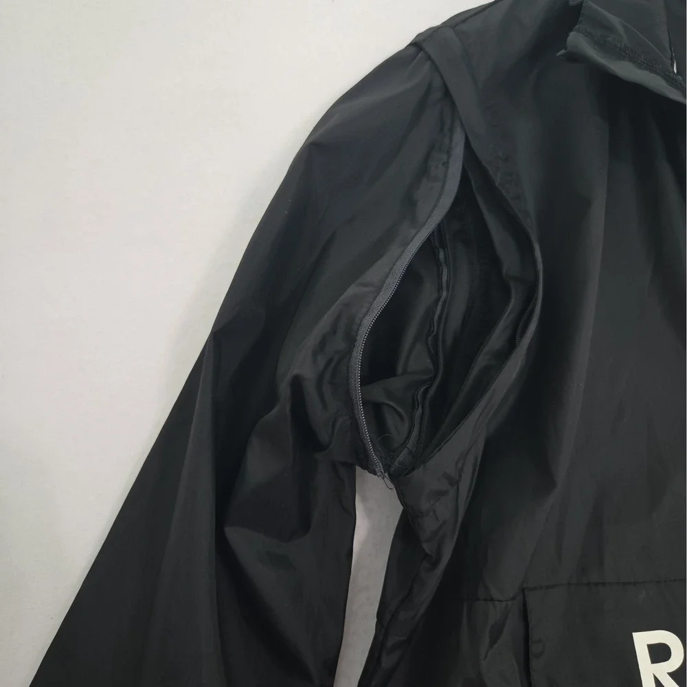 Reebok Windbreaker Jacket Youth XL 18 Zip Off Sleeves Black Logo Sport